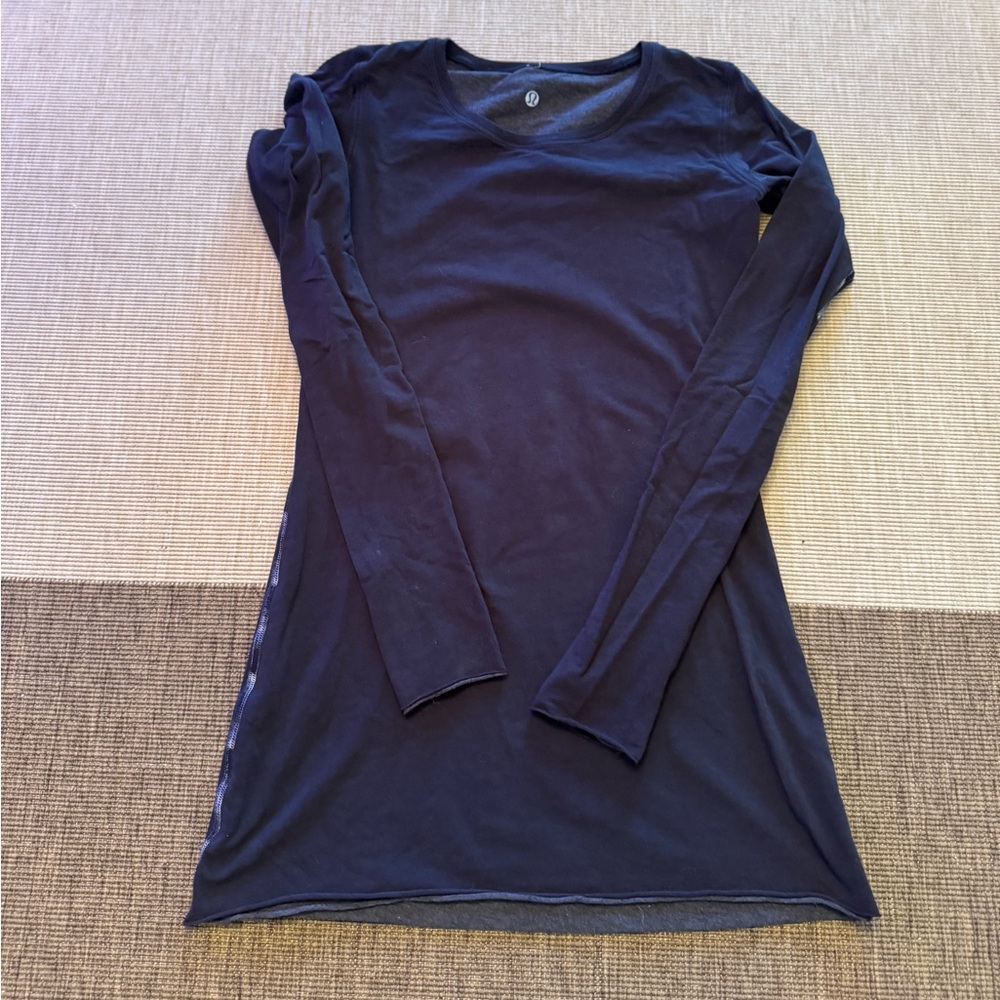 Lululemon Reversible L/S Cabin Tee Black Crew Neck | size 6